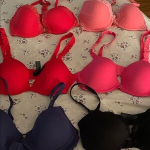Natori Bras lot of 6. 34B